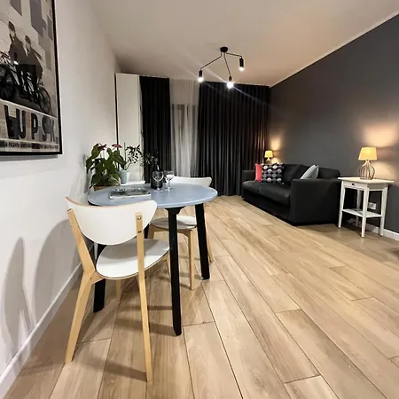 By The River Walonska 15 - Gym - Sauna - Jacuzzi Βρότσλαβ